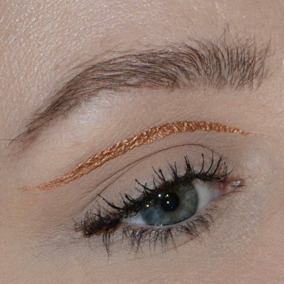Mac Liquidlast 24-hour Waterproof Gold Eyeliner - Naked Bond - Picture 6 of 7